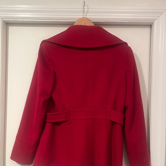 Tahari beautiful red wool Double-Breasted Coat - Picture 2 of 4